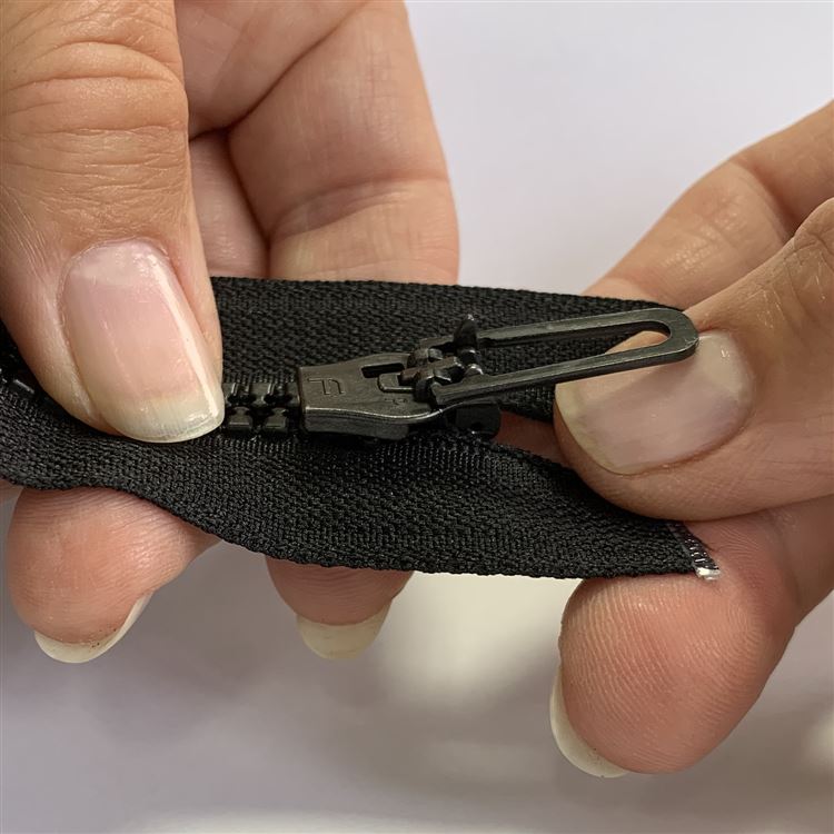 Zipper Repair Black Plastic